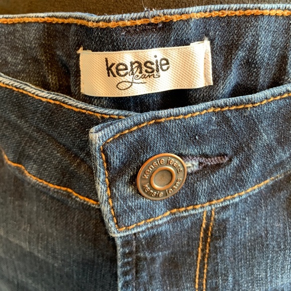 Kensie Jean Shorts Raw Hem Size 4 - Picture 4 of 8